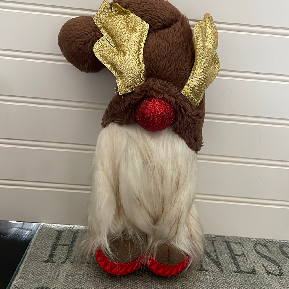 Reindeer themed gnome